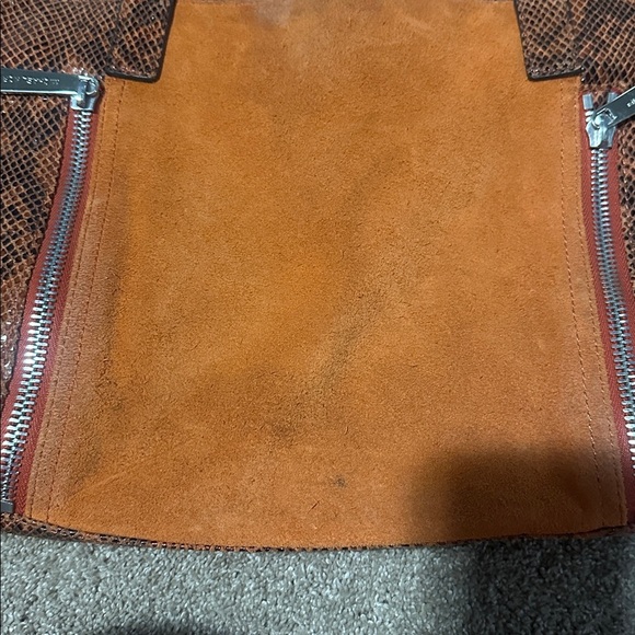 MK Suede Leather large shoulder bag - Picture 5 of 5